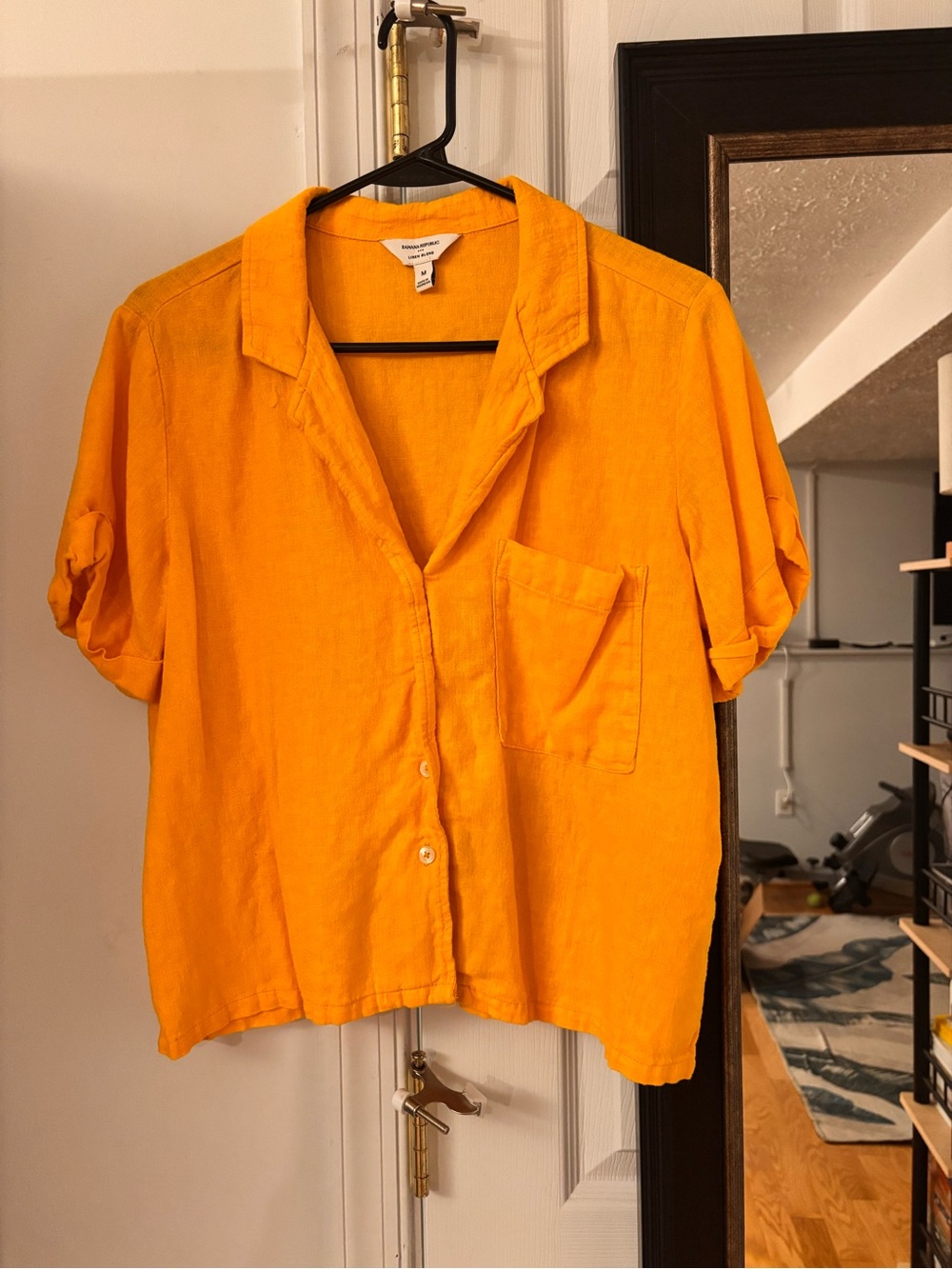 Banana Republic Women's Short-Sleeve Button-Down Shirt in Vibrant Orange/ Yellow